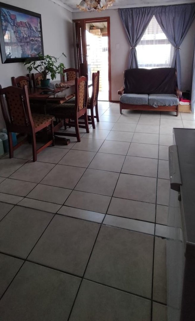 3 Bedroom Property for Sale in Kleinvlei Western Cape